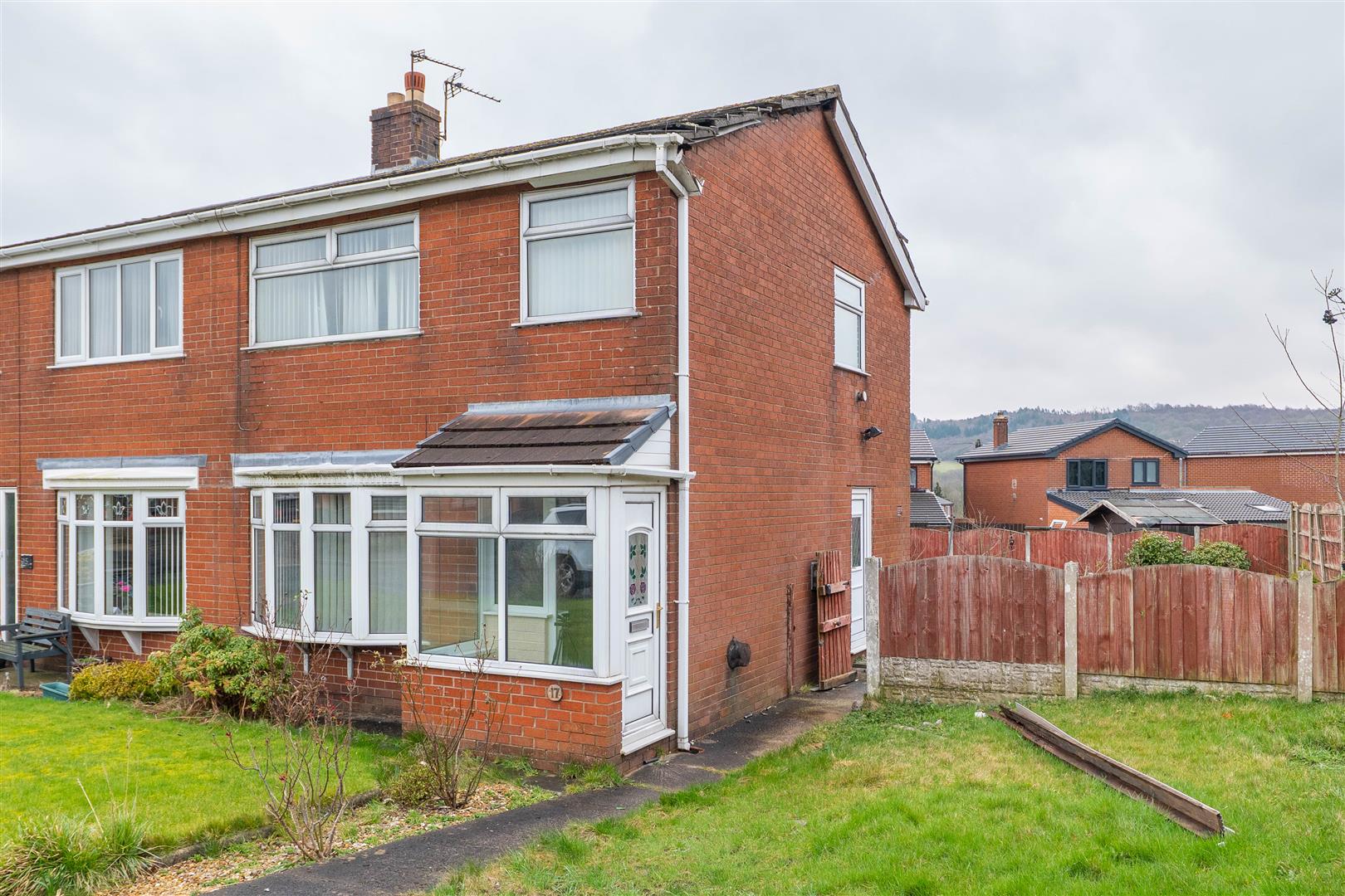 3 bed property in Coppice Close, Chorley